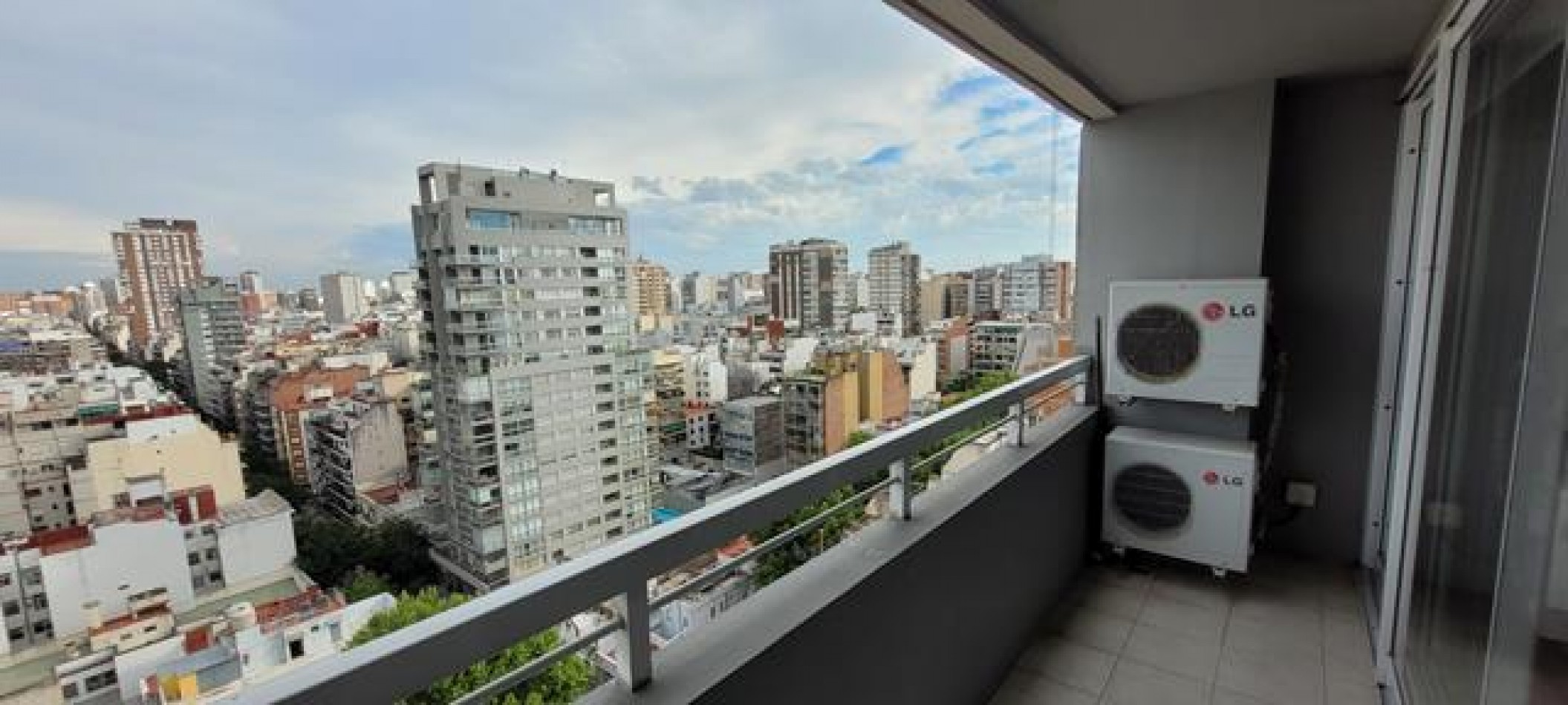 Belgrano, Depto. 2 ambientes,  Amenabar  y Blanco Encalada . Muy luminoso, con Amenities