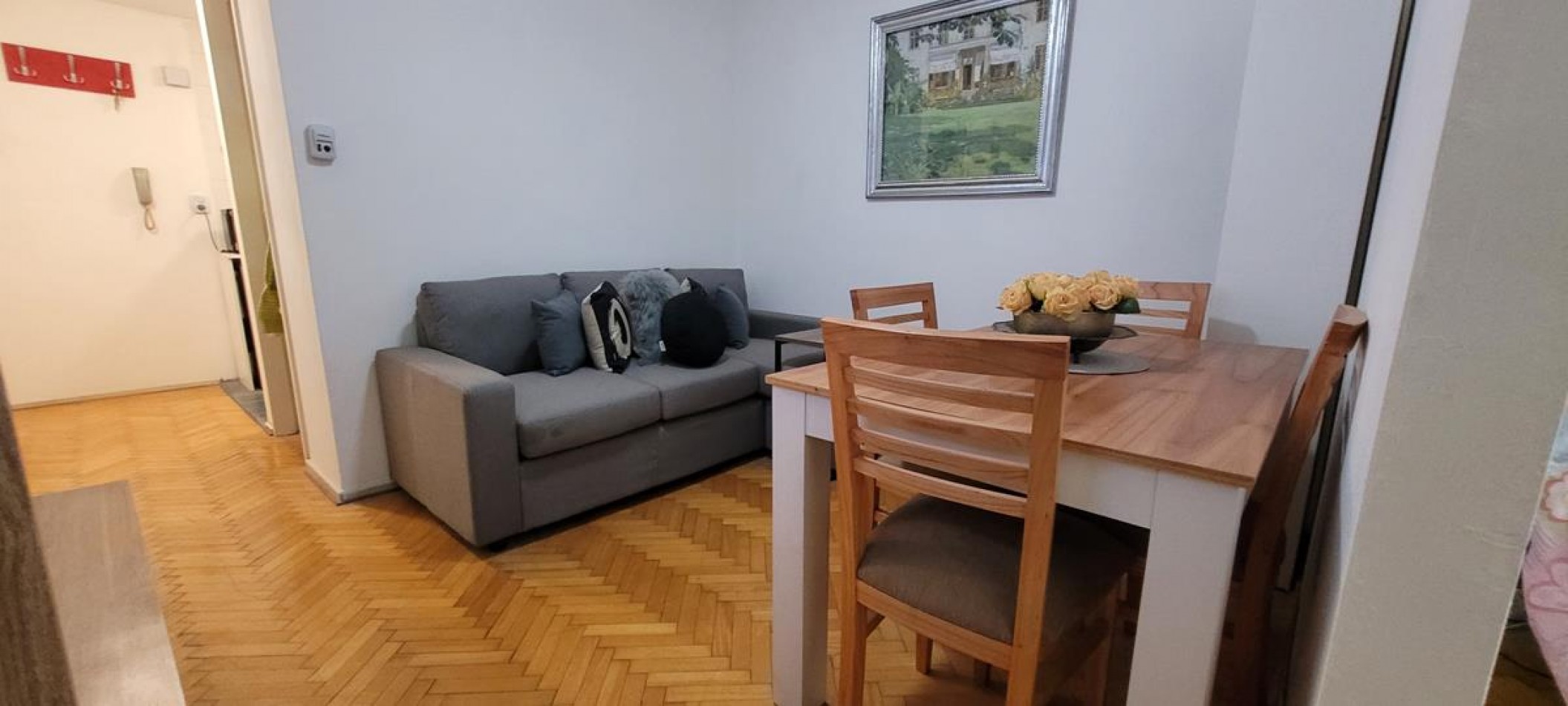 PALERMO, Depto. 1 amb dividido. AMOBLADO, c/ elctrodomesticos.  2o piso, interno, IMPECABLE. Billinghurst y Paraguay. 