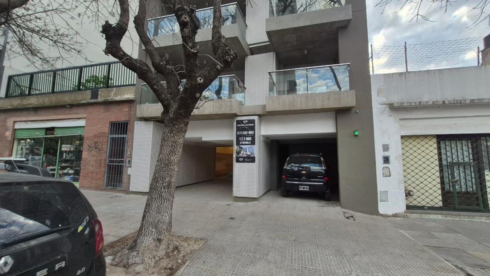Villa Urquiza, 1 Ambiente a estrenar, frente con balcon. Subte linea B, a mts Avenida Triunvirato