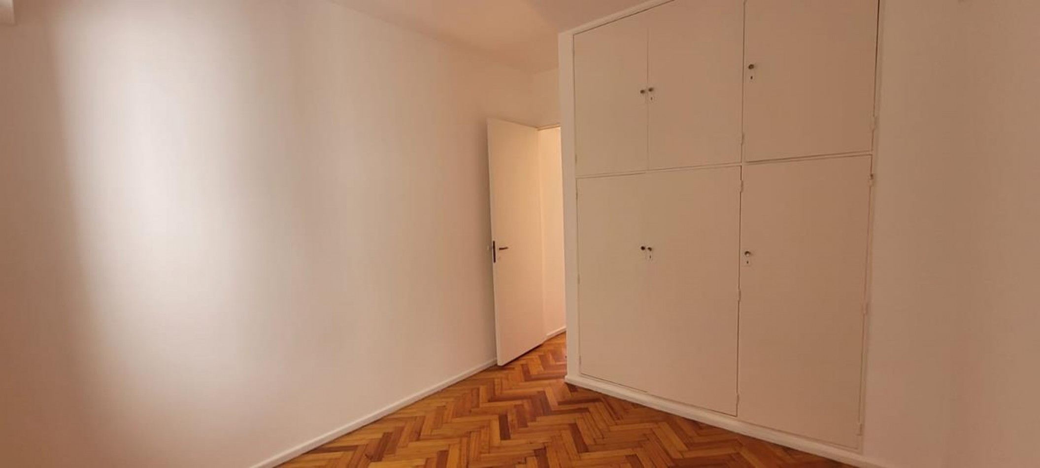 Palermo 2 Ambientes, contrafrente. Muy luminoso. A 1 cuadra Av. Santa Fe y Av. Scalabrini Ortiz.