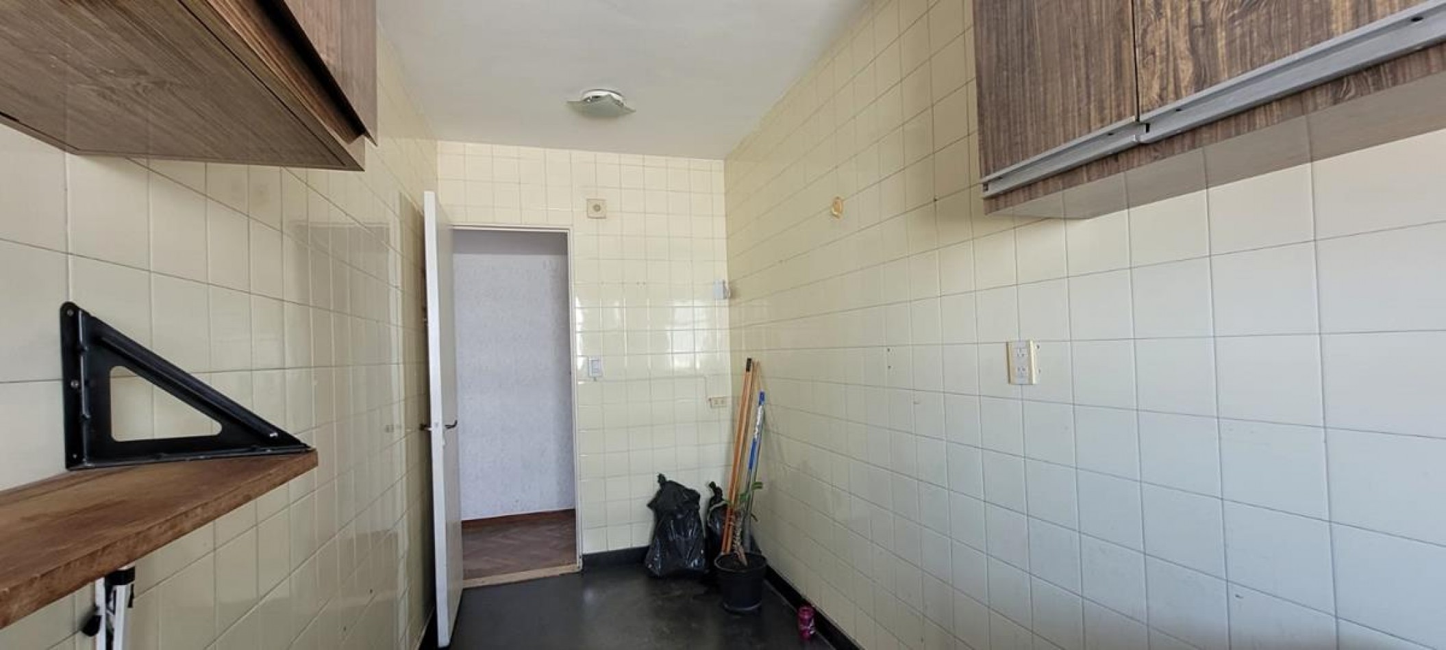 PALERMO, Depto. 3 Amb. al frente, 60 mt2.MUY BUENA UBICACION.  Av. Santa Fe y Av. R. S. Ortiz. CON COCHERA