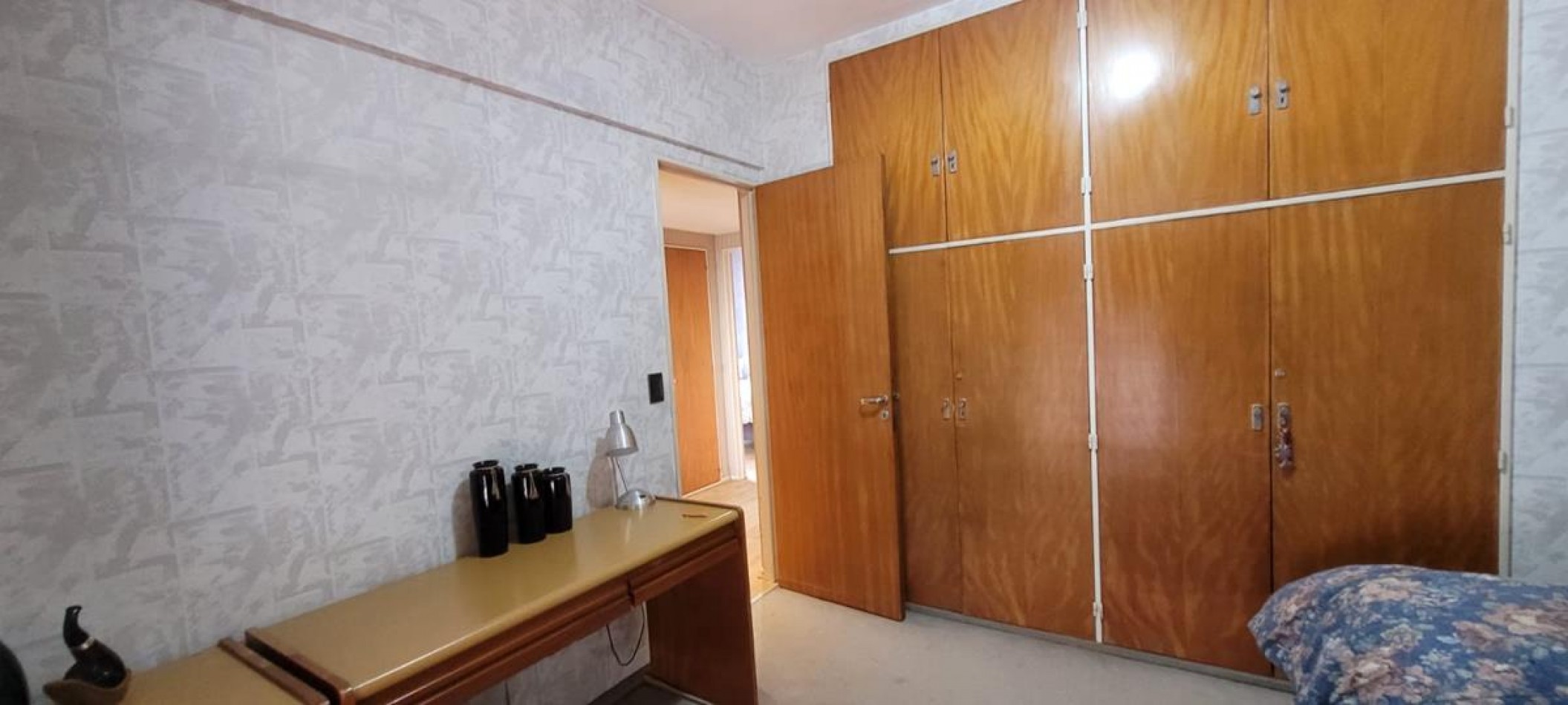 Palermo 4 Ambientes, contrafrente, dependencia de servicio,  con balcon corrido. Cochera fija. EXCELENTE. Muy buena ubicacion a mts Av. Santa Fe. Zona Jardin Botanico. MUY LUMINOSO