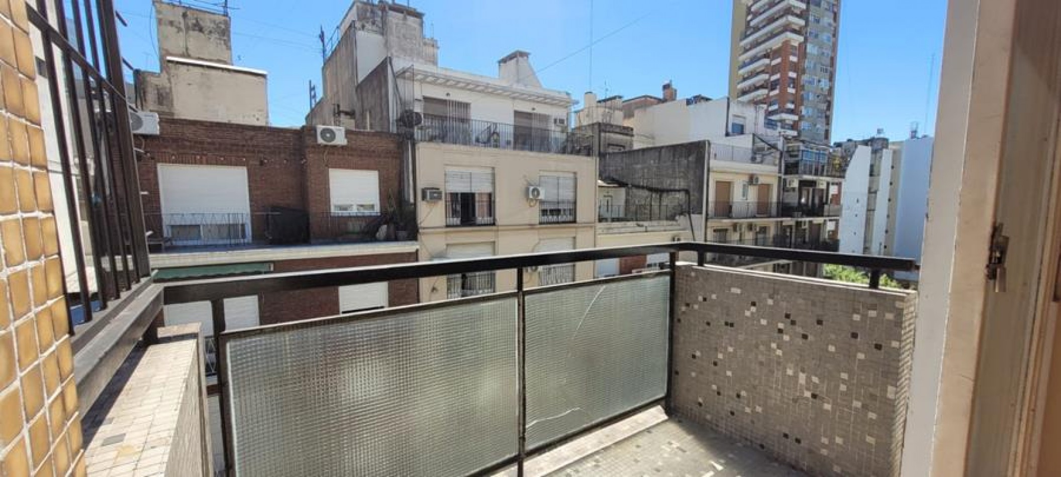 Barrio Norte 3 Ambientes al frente con balcon, MUY LUMINOSO, Excelente ubicacion