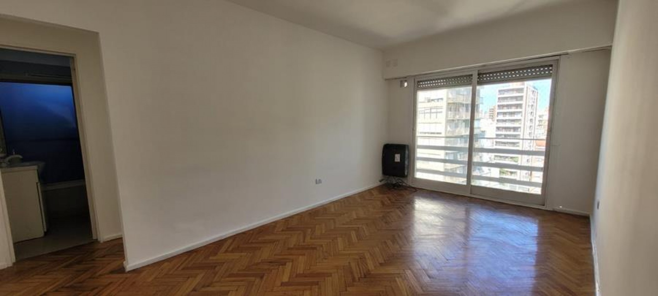 Palermo, 2 Ambientes. Contrafrente balcon frances. MUY LUMINOSO, excelene ubicacion a 1 cuadra Av. Santa Fe, zona Jardin botanico 