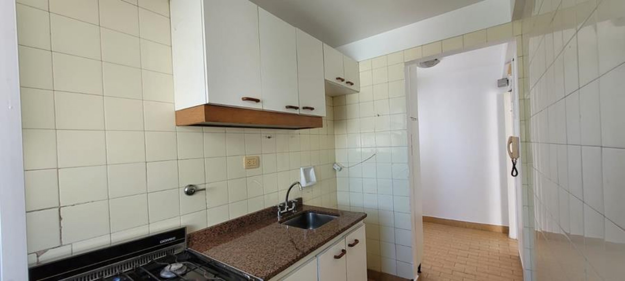 Palermo, 2 Ambientes. Contrafrente balcon frances. MUY LUMINOSO, excelene ubicacion a 1 cuadra Av. Santa Fe, zona Jardin botanico 