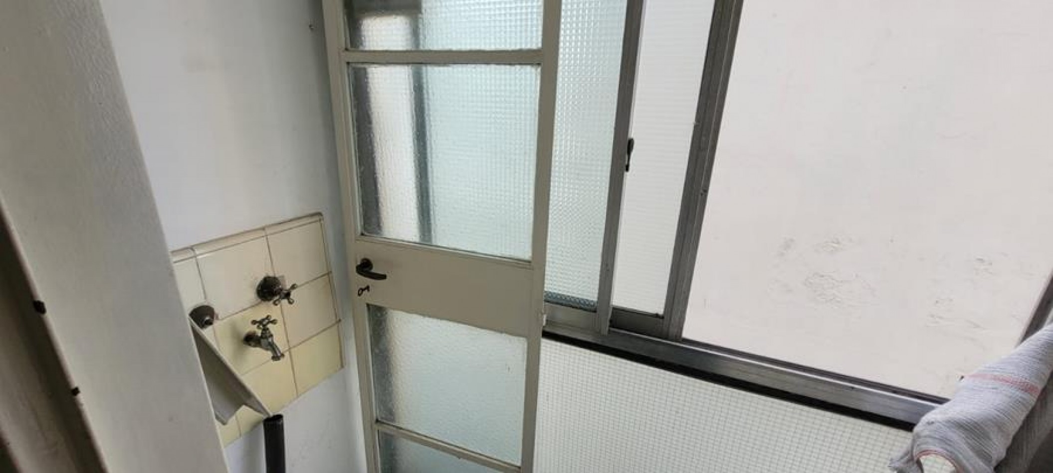 Palermo, 2 Ambientes FRENTE con balcon. MUY LUMINOSO. Muy buena ubicacion a 1 cuadra Av. Santa Fe , jardin Botanico 