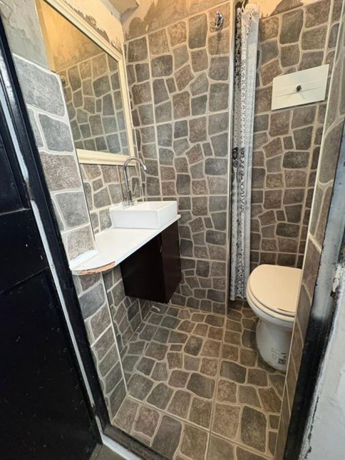 Palermo, 4 Ambientes Cotrafrente. MUY LUMINOSO. Muy buena ubicacion sobre Av. S. Ortiz, a 1 cuadra plaza Armenia