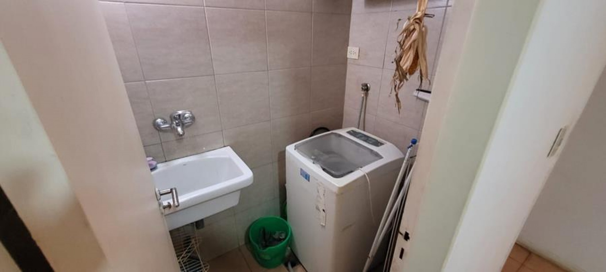 Belgrano 3 Ambientes al Frentecon balcon sobre Luis M. Campos, tambien ingreso por Av. Del Libetador. LUMINOSO. Zona plaza Barrancas de Belgrano y barrio Chino