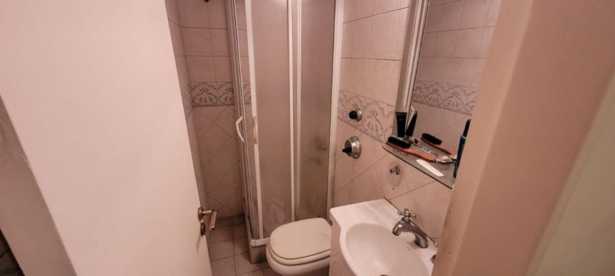 Belgrano 3 Ambientes al Frentecon balcon sobre Luis M. Campos, tambien ingreso por Av. Del Libetador. LUMINOSO. Zona plaza Barrancas de Belgrano y barrio Chino