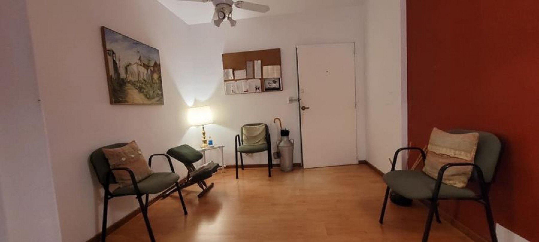 Palermo 3 Ambientes con dependencia servicio, contrafrente. LUMINOSO. Muy buena ubicacion sobre Av. S Fe esquina Av. S. Ortiz. APTO PROFESIONAL