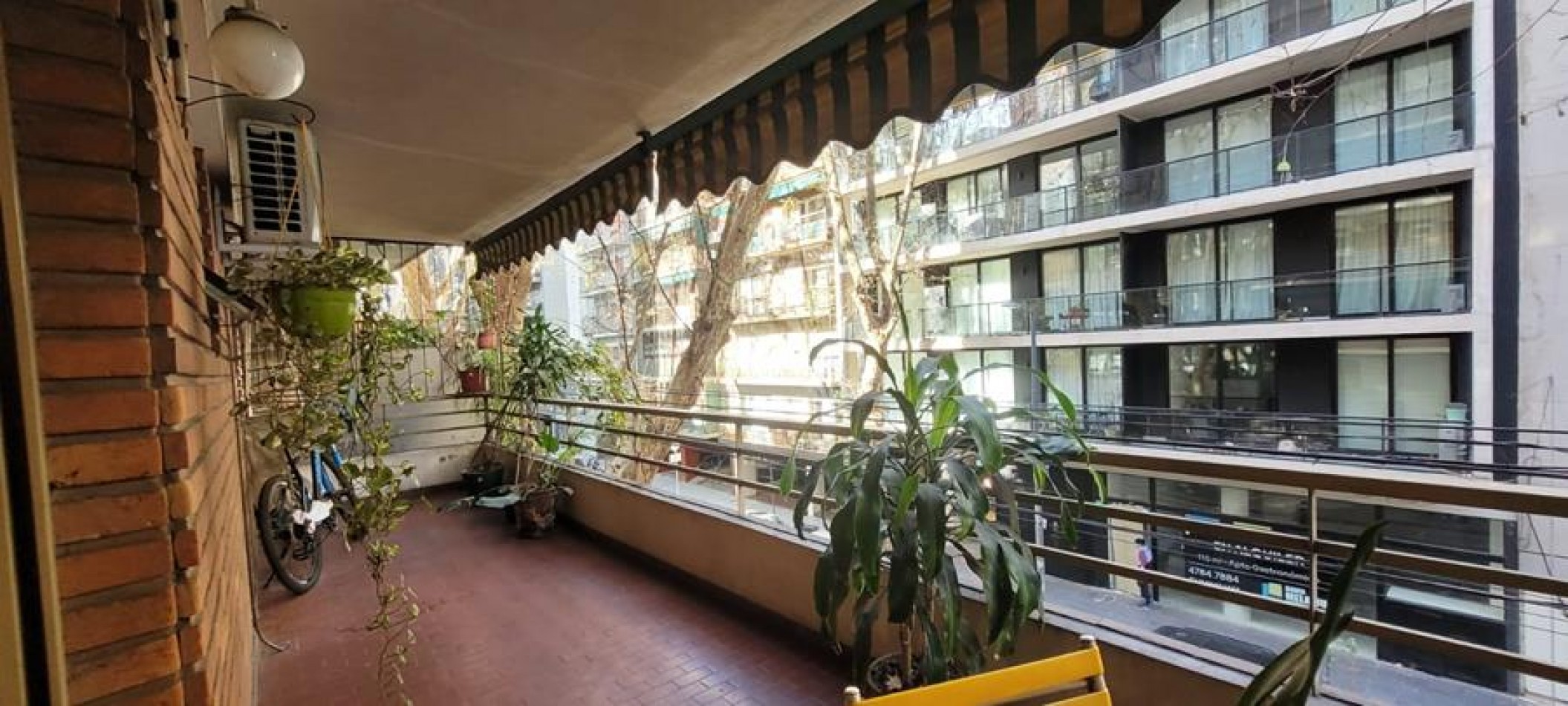 Palermo, 2 Ambienters al Frente con importante balcon corrido.Impecable estado.  Excelente ubicacion a mts Av. Santa Fe.