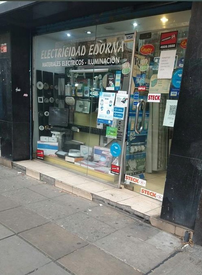 Villa Crespo, LOCAL COMERCIAL al frente, muy buena ubicacion sobre Av. S, Ortiz a 2 cuadras Av. Corrientes