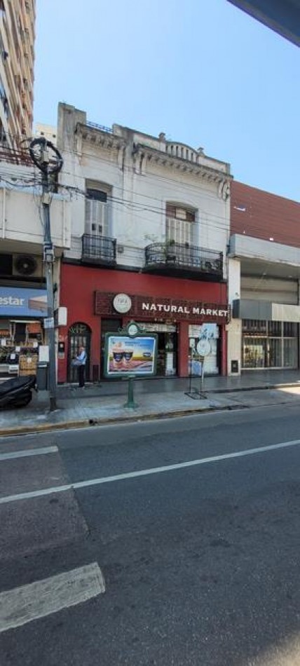 Nuñez/ Belgrano  Gran  LOCAL en PB y 1er. Piso con entrada independiente  EXTRAORDINARIA UBICACION, a metros subte. 