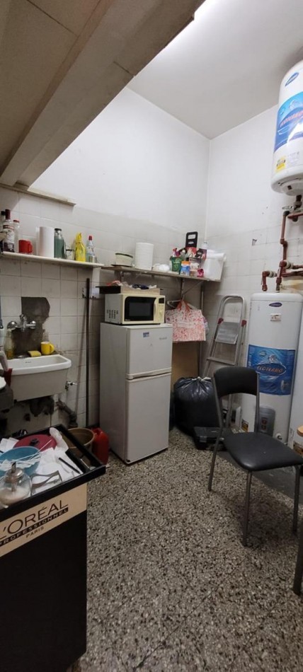 Palermo, local a la calle. EXCELENTE UBICACION. Frente a Jardin Botanico. 2 cuadras plaza Italia