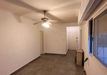 Villa del Parque, 2 Ambientes, MUY LUMINOSO. LATERAL. Buena uibcacion 