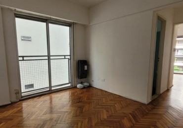 Palermo, 2 Ambientes FRENTE con balcon. MUY LUMINOSO. Muy buena ubicacion a 1 cuadra Av. Santa Fe , jardin Botanico 