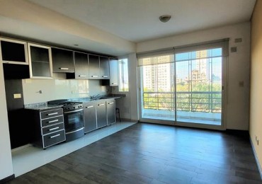 Belgrano, 2 Ambientes. FRENTE con balcon. MUY LUMINOSO. Excelente ubicacion frente a espacio verde Parque Ferroviario Colegiales 